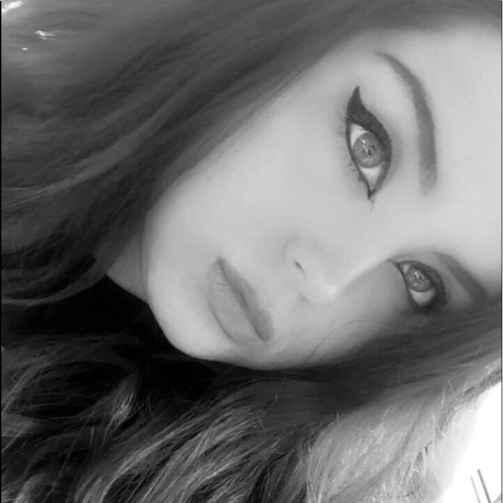 Meet your Posher, Kayln